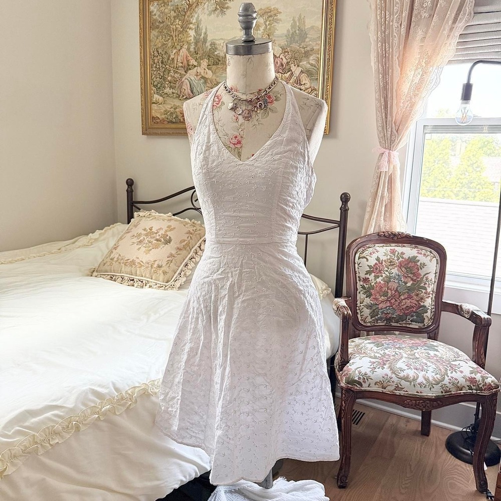 Y2K Ruby Rox size 3 white eyelet halter mini dress